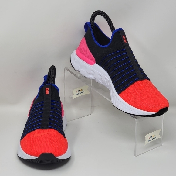Nike React Phantom Run Flyknit 2 DX2354 001 Slip On Shoes Womens Size Multi New - Picture 3 of 11